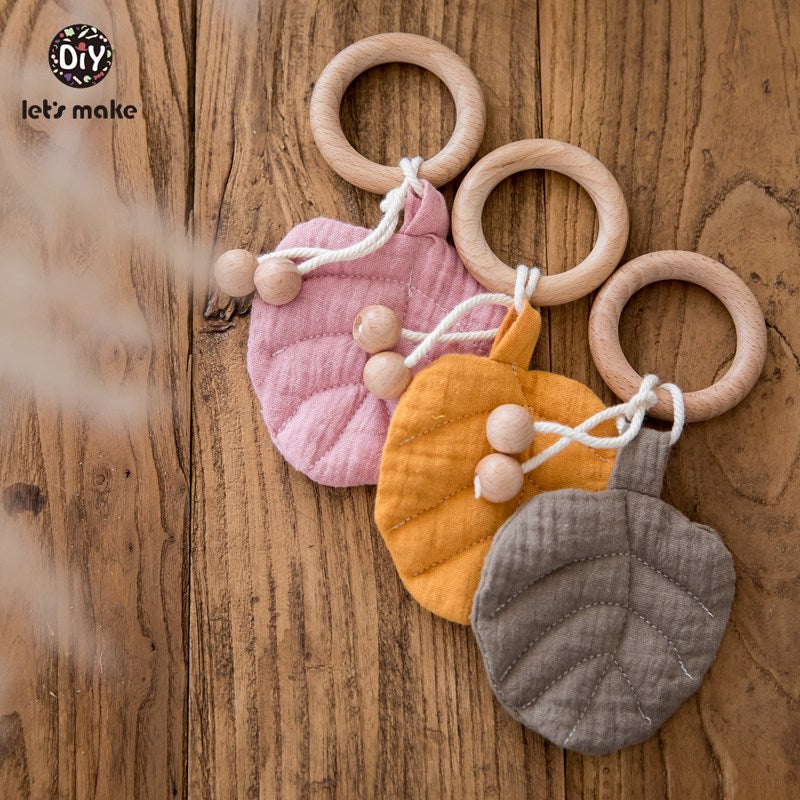 Cotton Leaf Wooden Baby Teether